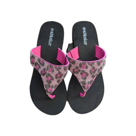 Olivia Miller Women's Leopard Rhinestone Sparkle Sandals Wedge Thongs Size 6 New - Picture 1 of 3